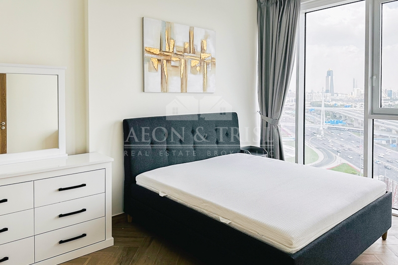 Brand New | Fully Furnished | Near Downtown-pic_5